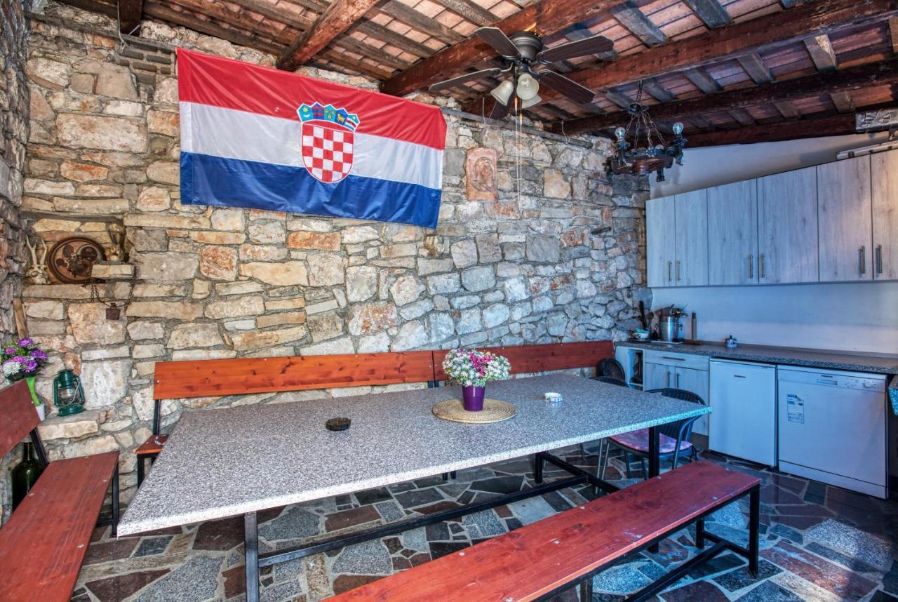 Apartments And Rooms By The Sea Tisno, Murter - 5128 المظهر الخارجي الصورة
