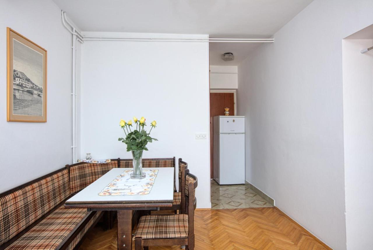 Apartments And Rooms By The Sea Tisno, Murter - 5128 المظهر الخارجي الصورة