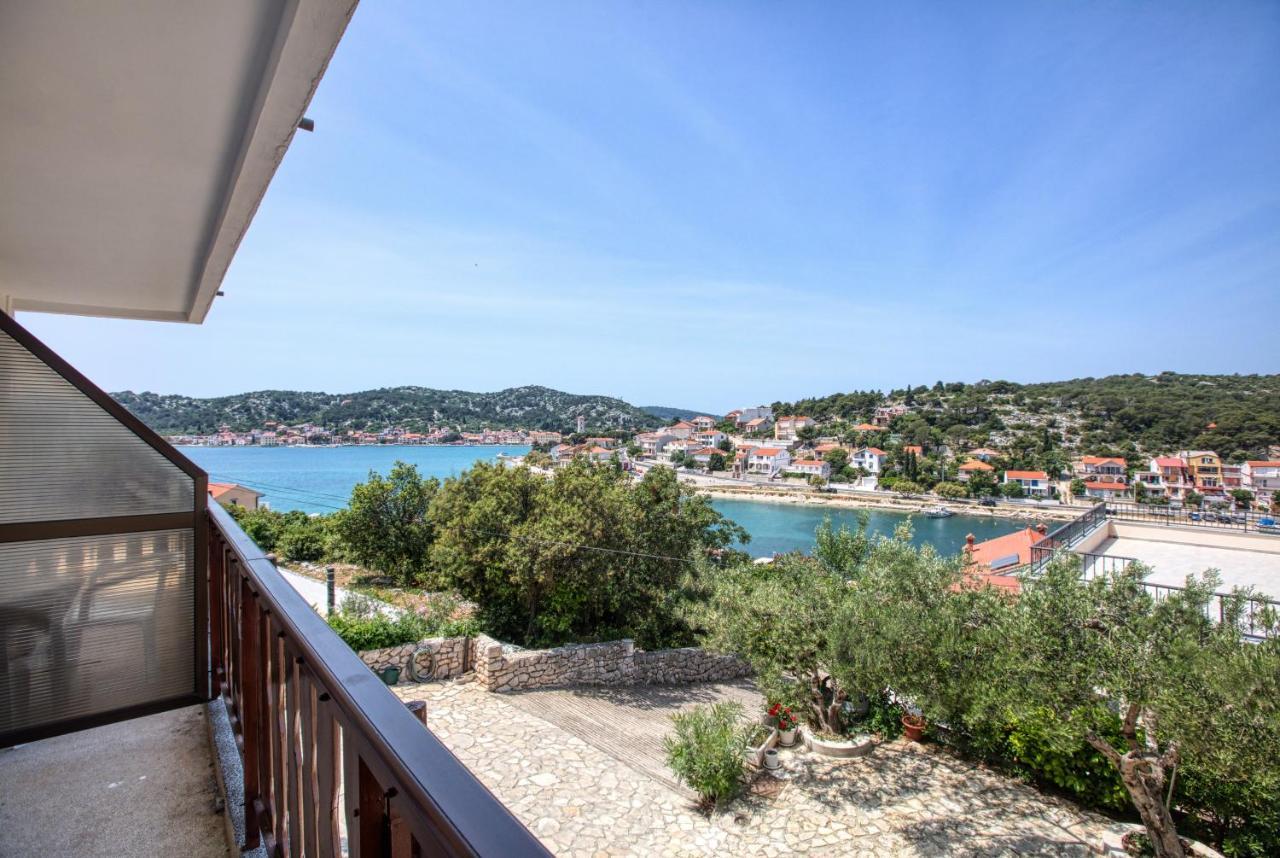 Apartments And Rooms By The Sea Tisno, Murter - 5128 المظهر الخارجي الصورة