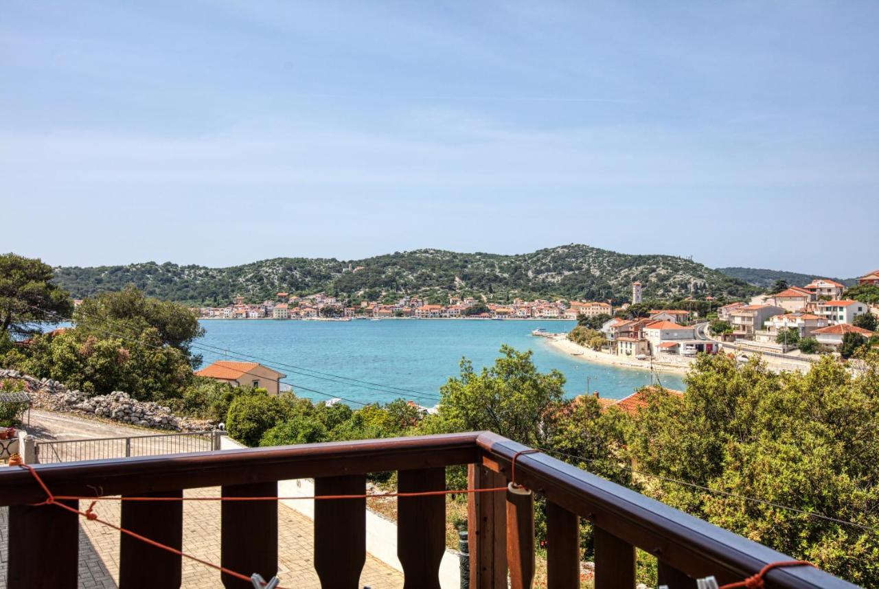 Apartments And Rooms By The Sea Tisno, Murter - 5128 المظهر الخارجي الصورة