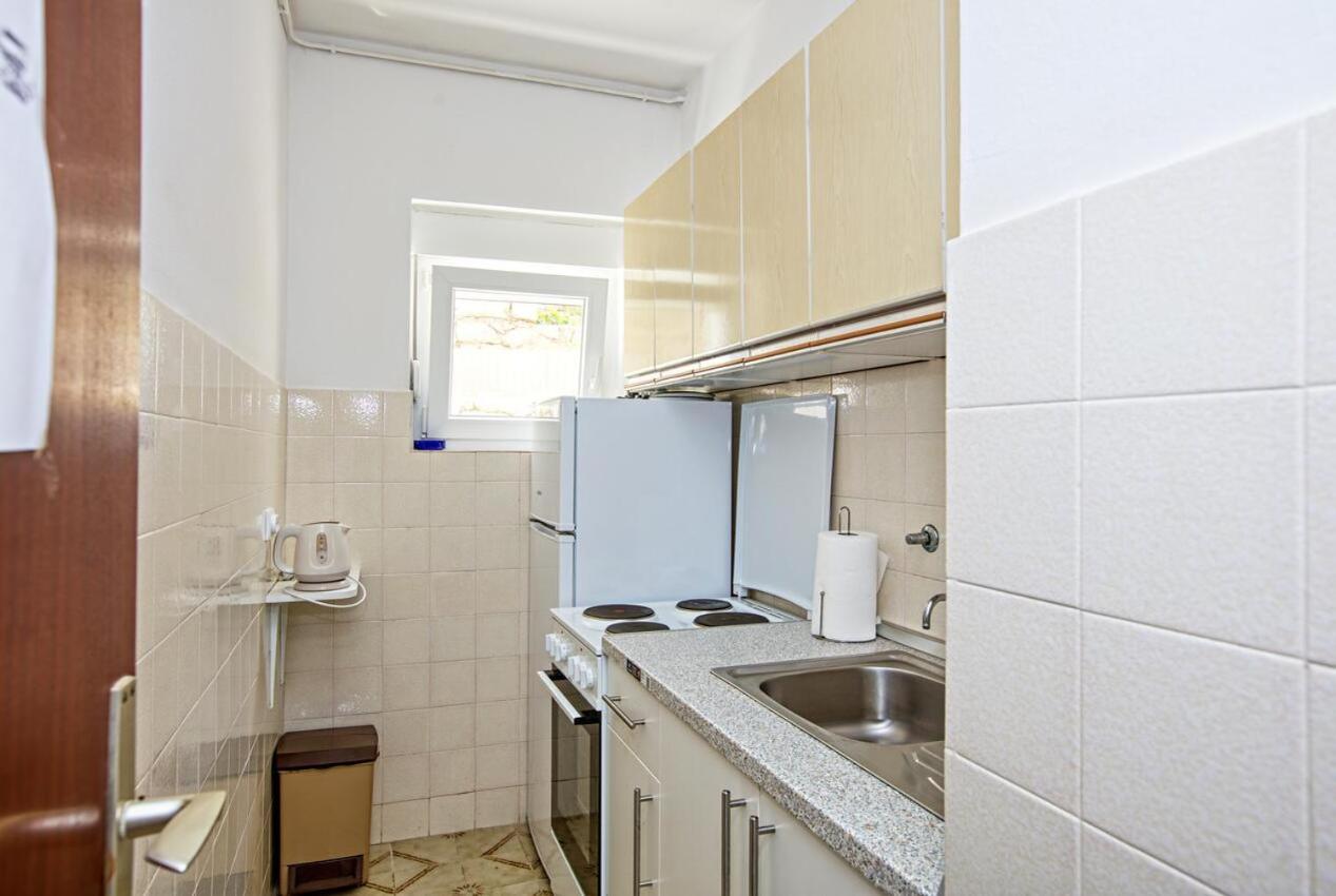 Apartments And Rooms By The Sea Tisno, Murter - 5128 المظهر الخارجي الصورة