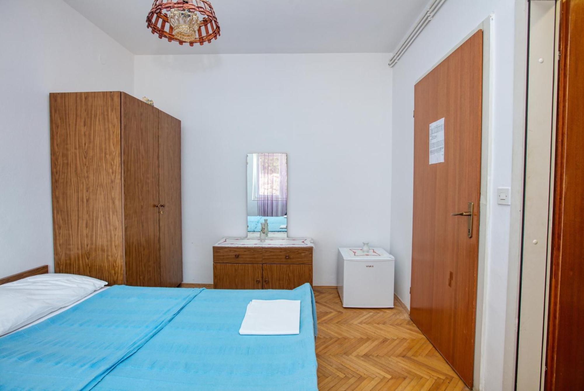 Apartments And Rooms By The Sea Tisno, Murter - 5128 الغرفة الصورة